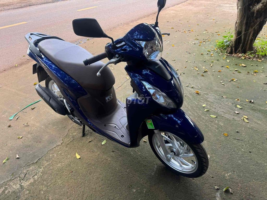 vison 2025 1.700 km mới 99% , giao cccd chủ. Mua bán Xe máy tại Huyện Cẩm Mỹ Đồng Nai được đăng bởi Đặng Quốc Hoàng hình 2