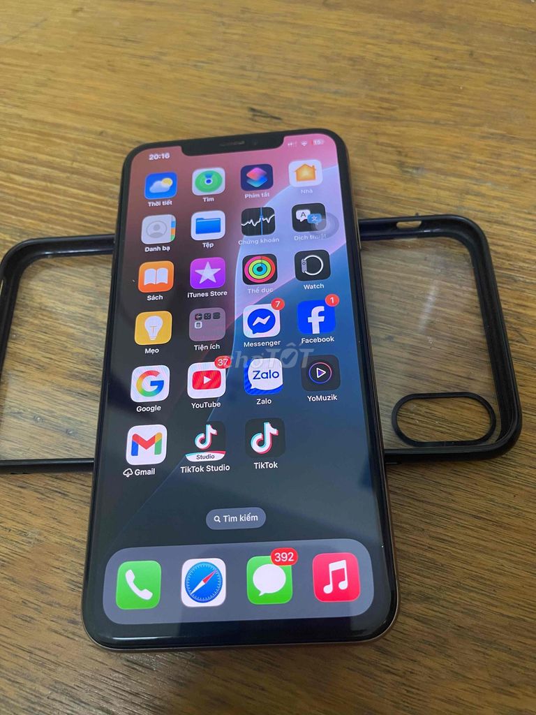 iPhone XS Max 64GB Vàng, Bản Quốc Tế. Mua bán Điện thoại tại Huyện Minh Hóa Quảng Bình được đăng bởi TXT123 hình 1