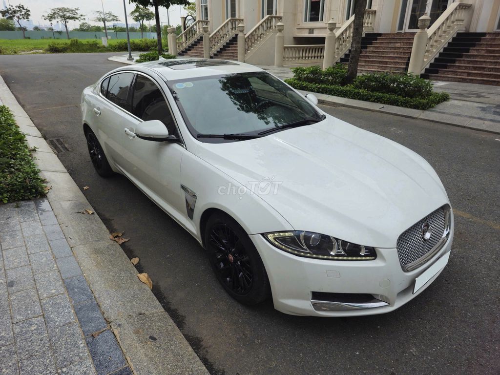 Jaguar XF 2014 2.0 AT - 125000 km. Mua bán Ô tô tại Thành phố Thủ Đức Tp Hồ Chí Minh được đăng bởi SÀN Ô TÔ VIỆT NAM SÀI GÒN hình 6