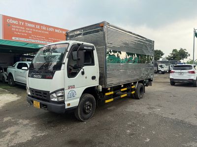 Xe Tải Isuzu 2,25 Tấn Thùng Kín 4m350 Đời 2020. Mua bán Xe tải, xe ben tại Quận 12 Tp Hồ Chí Minh được đăng bởi XE TẢI LƯỚT MIỀN NAM 