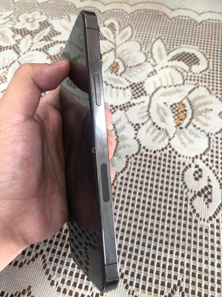 ip13prm lock 128gb đen (đọc kĩ mô tả giùm). Mua bán Điện thoại tại Quận Thanh Khê Đà Nẵng được đăng bởi meomeo hình 1