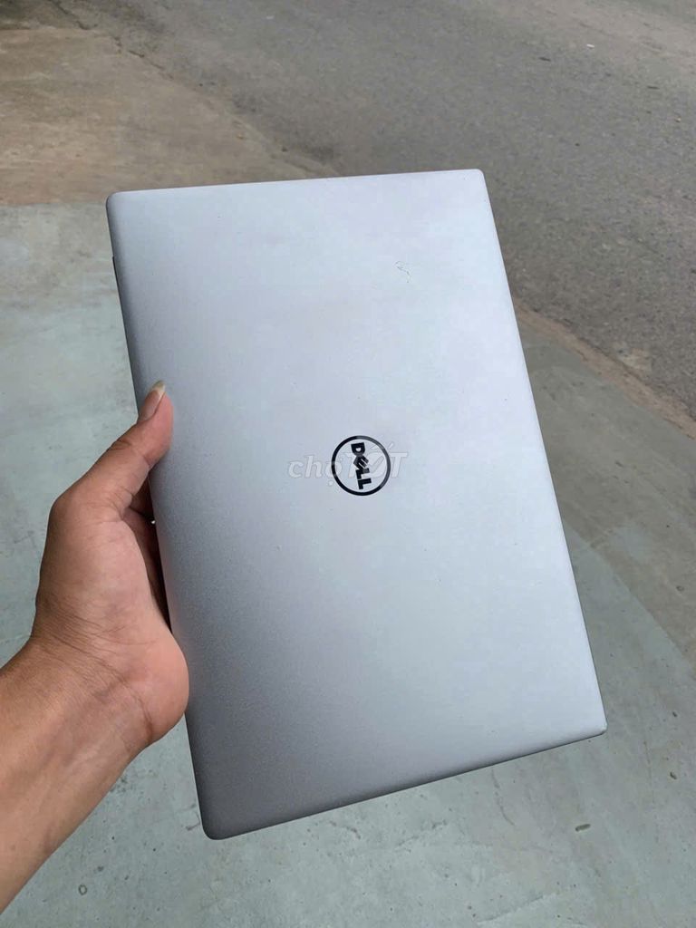 Dell XPS 9360 i5-8250 13.3 inch 8GB/256GB Bạc. Mua bán Laptop tại Huyện Quế Võ Bắc Ninh được đăng bởi Luân hình 1