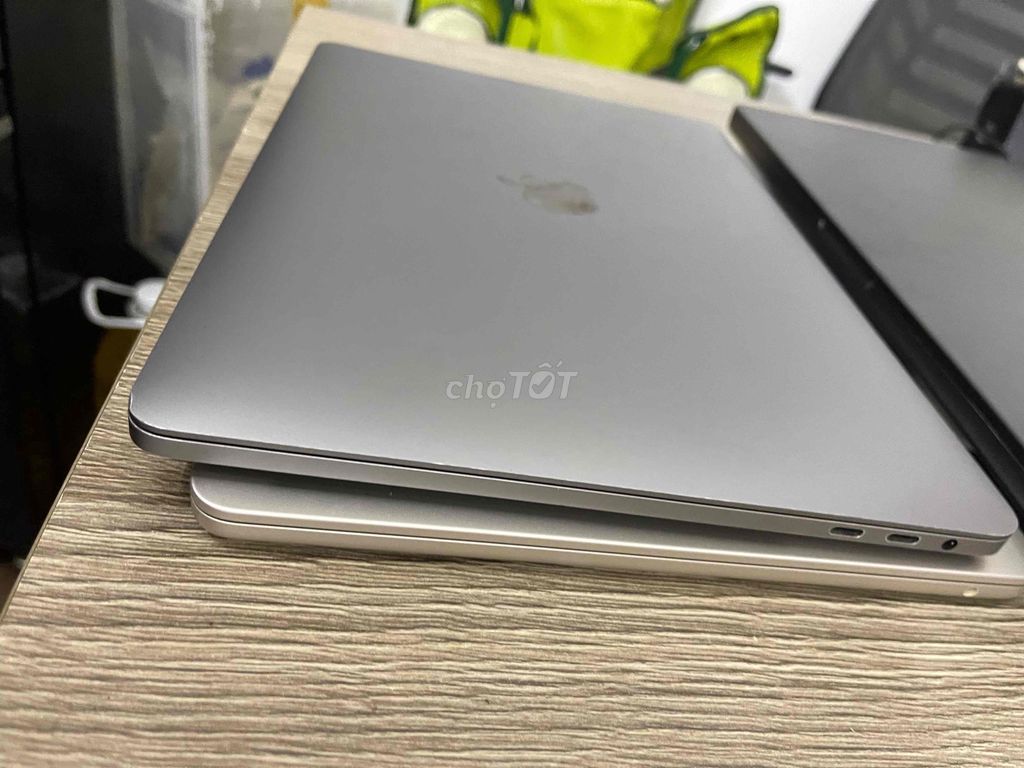 Macbook pro touchbar 13” 2018 i7/16g/512g bh 3 th. Mua bán Laptop tại Quận 3 Tp Hồ Chí Minh được đăng bởi Phúc Nguyễn hình 2