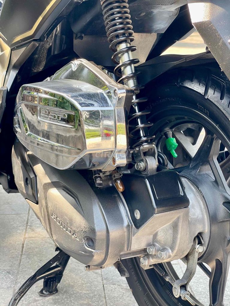 Honda Airblade 125cc 2020 Màu Đen Vàng Đồng. Mua bán Xe máy tại Quận Đống Đa Hà Nội được đăng bởi Phạm Văn Đồng hình 12