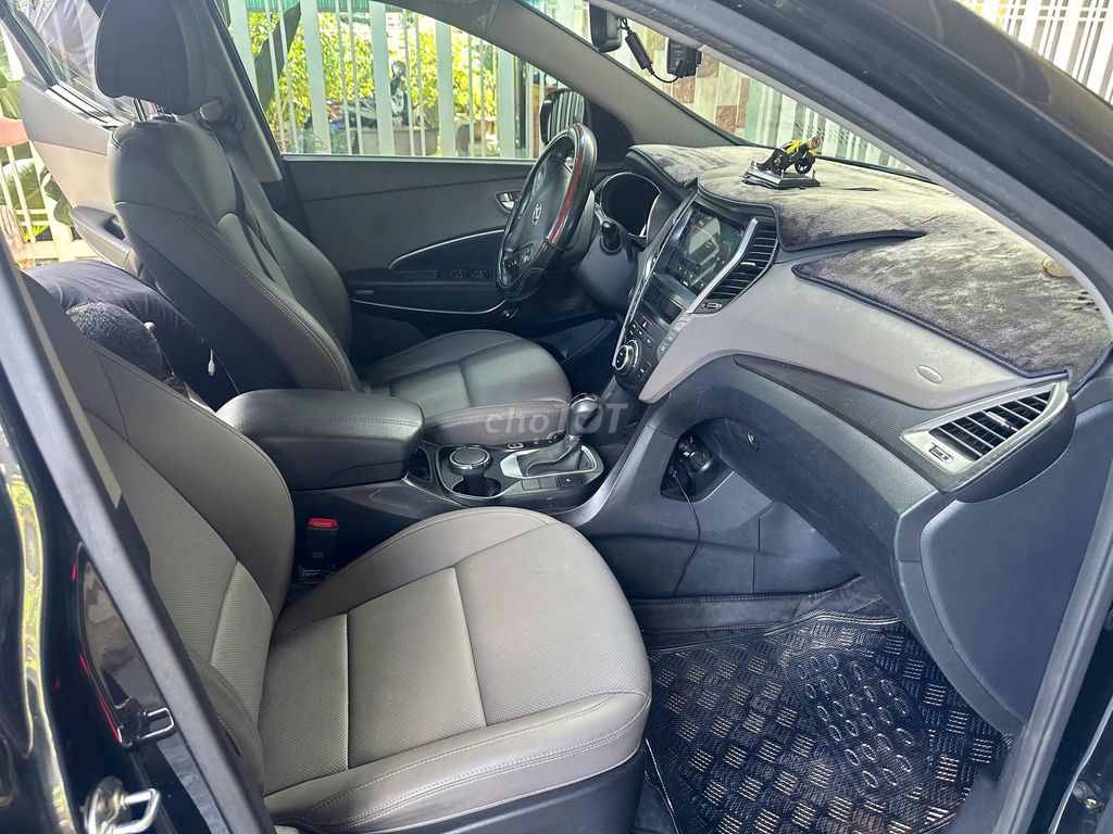 chính chủ Hyundai Santa Fe full dầu đi lướt 2016. Mua bán Ô tô tại Quận Gò Vấp Tp Hồ Chí Minh được đăng bởi PHẠM VIỆT hình 3