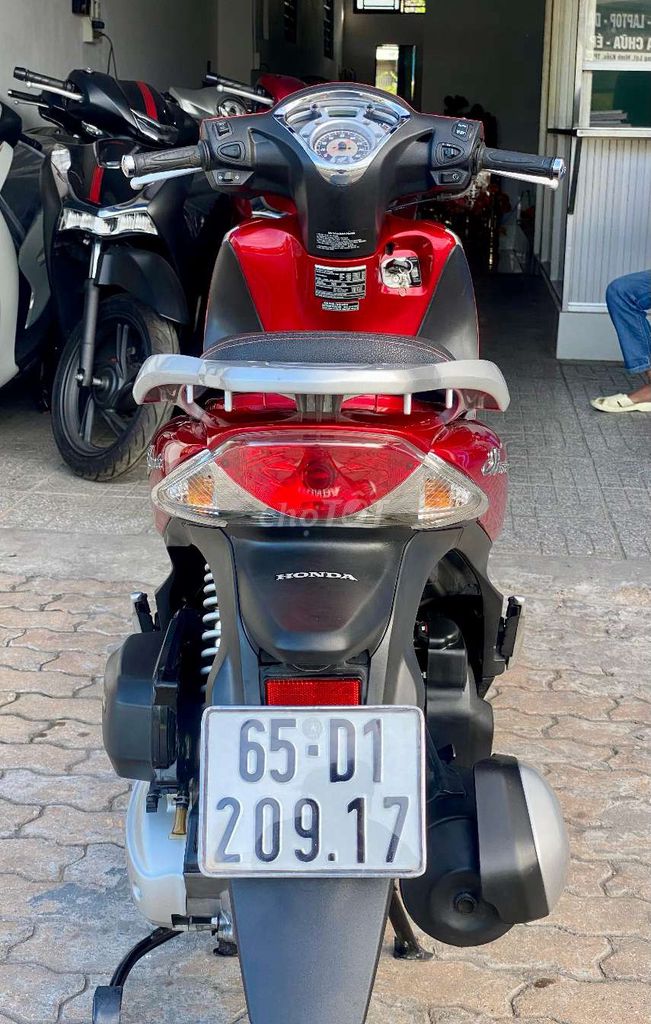 SH MODE 2015 Xe gia đình Chuẩn zin đẹp. Mua bán Xe máy tại Quận Ninh Kiều Cần Thơ được đăng bởi Xe Máy TÂN LIÊN HƯNG 1 91B hình 3