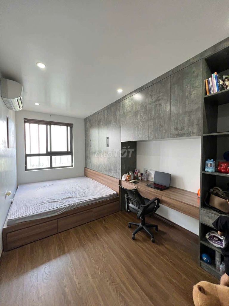Cần bán gấp căn hộ chung cư vew triệu đô