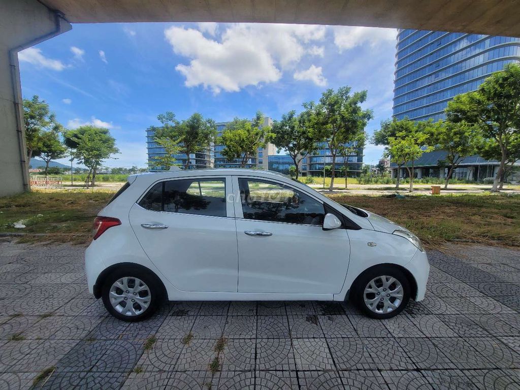 Bán xe i10 MT 2014 base. Mua bán Ô tô tại Quận Hải Châu Đà Nẵng được đăng bởi Phạm Minh Đức hình 4