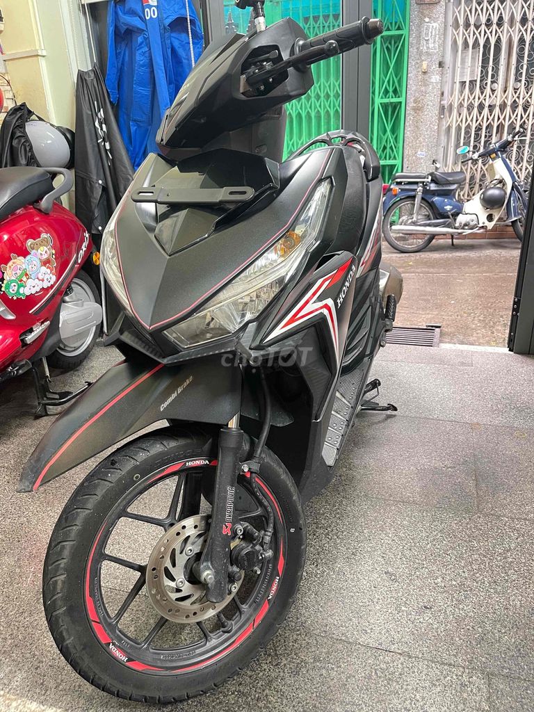 Honda Vario 2018 màu Đen. Mua bán Xe máy tại Quận 1 Tp Hồ Chí Minh được đăng bởi Gia Phan hình 2