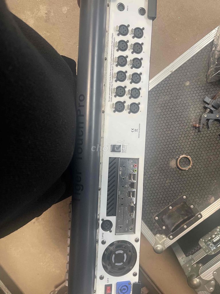 Đèn sân khấu Đen Đã qua sử dụng. Mua bán Đèn tại Quận Cầu Giấy Hà Nội được đăng bởi Luan hình 1