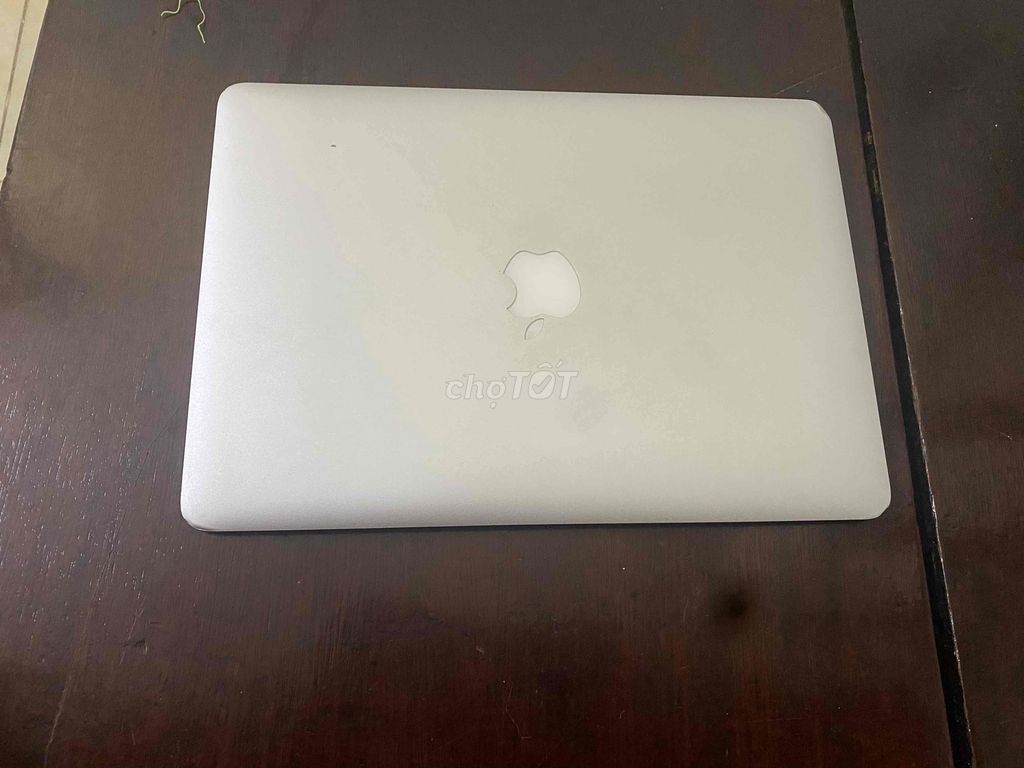 Macbook Air nhà để lâu không xài