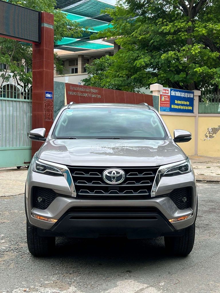 Toyota Fortuner 2021 2.4G AT XE SIÊU ĐẸP SIÊU RẺ