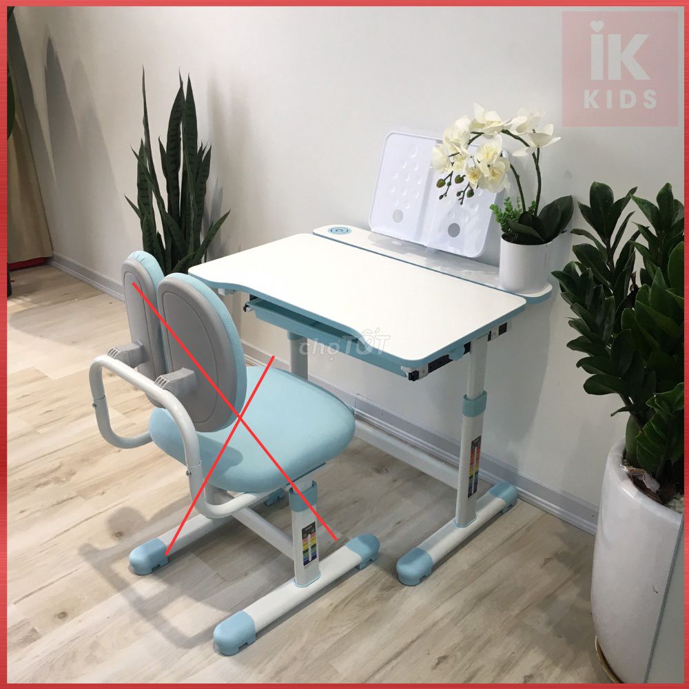 Bàn học sinh chống gù -  Mới. Mua bán Bàn ghế tại Quận Long Biên Hà Nội được đăng bởi Lê Hòa hình 1