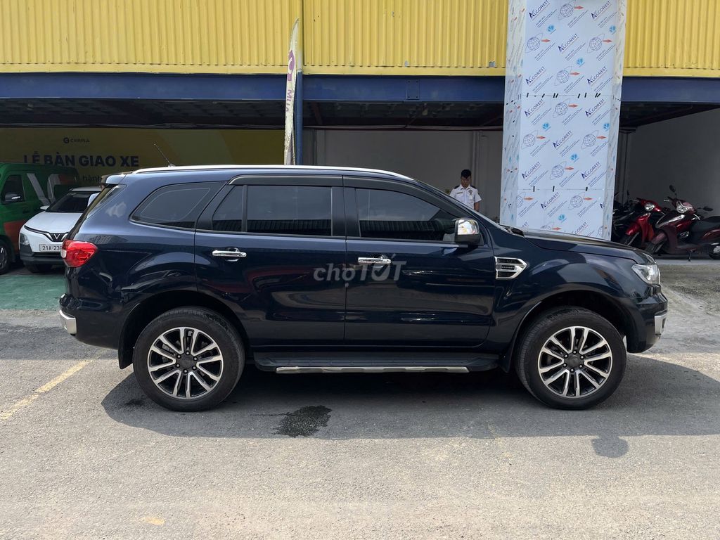 FORD EVEREST TITANIUM 2.0 4X2 AT 2021 CTY XUẤT HĐ. Mua bán Ô tô tại Quận Bình Thạnh Tp Hồ Chí Minh được đăng bởi Hiếu hình 4