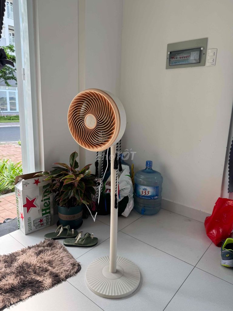 Quạt đứng Ookas Trắng Cam đẹp 98%. Mua bán Quạt tại Quận Cái Răng Cần Thơ được đăng bởi MÂY hình 1