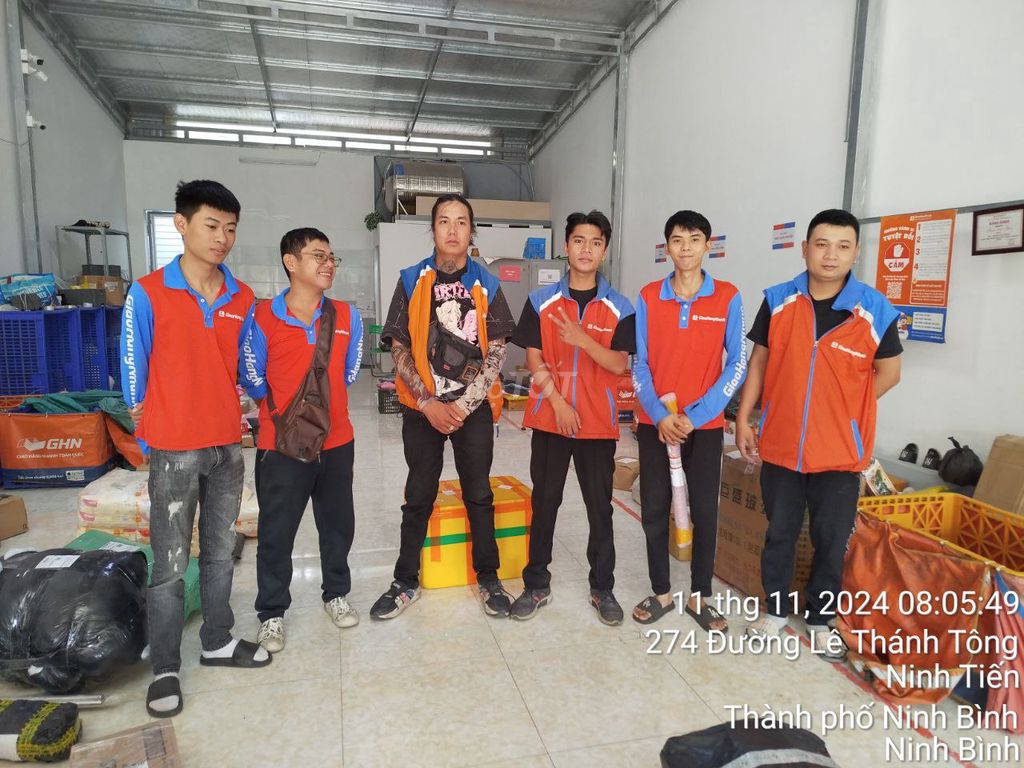 Tuyển 10 shipper tuyến cố định tại TP NINH BÌNH