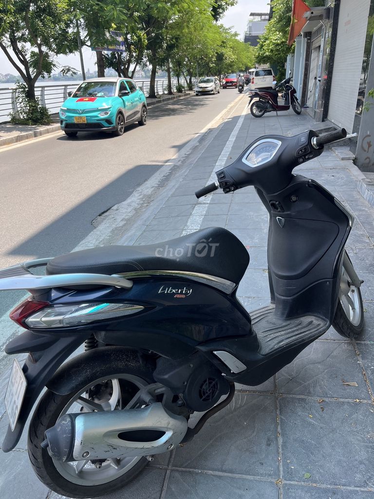 Bán xe Liberty ABS biển Hà Nội một chủ từ mới !. Mua bán Xe máy tại Quận Long Biên Hà Nội được đăng bởi Phạm Nguyễn Hoàng Đức hình 3
