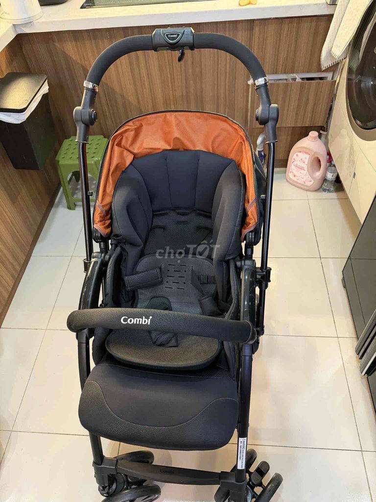 Xe đẩy Combi CrossGo. Mua bán Mẹ và bé tại Quận Ba Đình Hà Nội được đăng bởi Quân hình 1