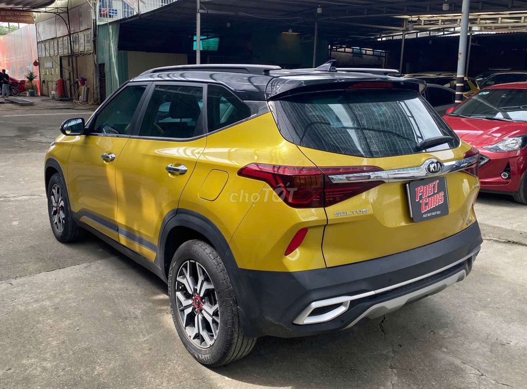 Kia Seltos 2020 Premium 1.4 Turbo,màu vàng,4v km. Mua bán Ô tô tại Quận Bình Tân Tp Hồ Chí Minh được đăng bởi Son Do hình 5