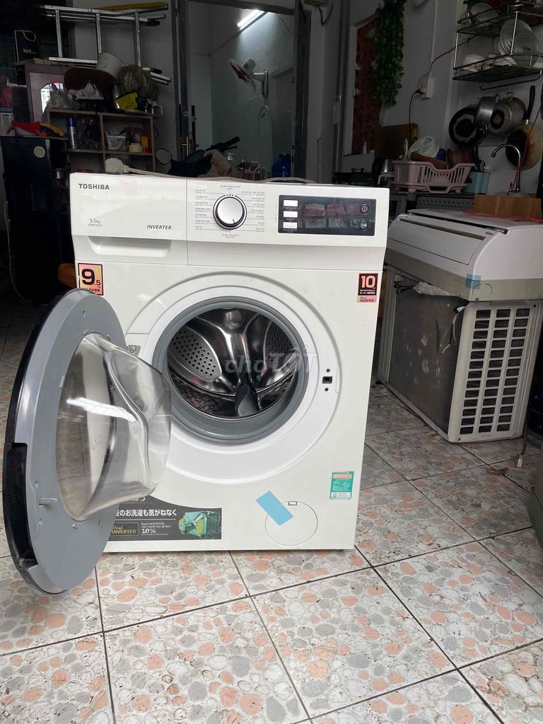 Máy giặt Toshiba 9.5kg cửa trước đã dùng. Mua bán Máy giặt tại Thành phố Thủ Đức Tp Hồ Chí Minh được đăng bởi Tấn Phát hình 1