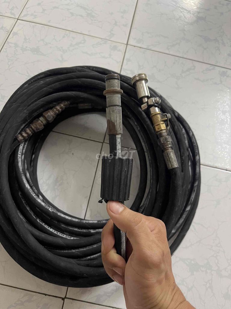 Vòi tăng áp bọc thép 20m. Mua bán Thiết bị vệ sinh, nhà tắm tại Quận Tân Bình Tp Hồ Chí Minh được đăng bởi Dũng Phan hình 1