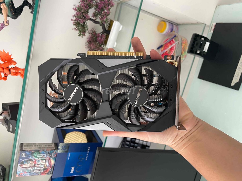 Card màn hình GTX1650 4G Gigabyte đẹp, còn BH