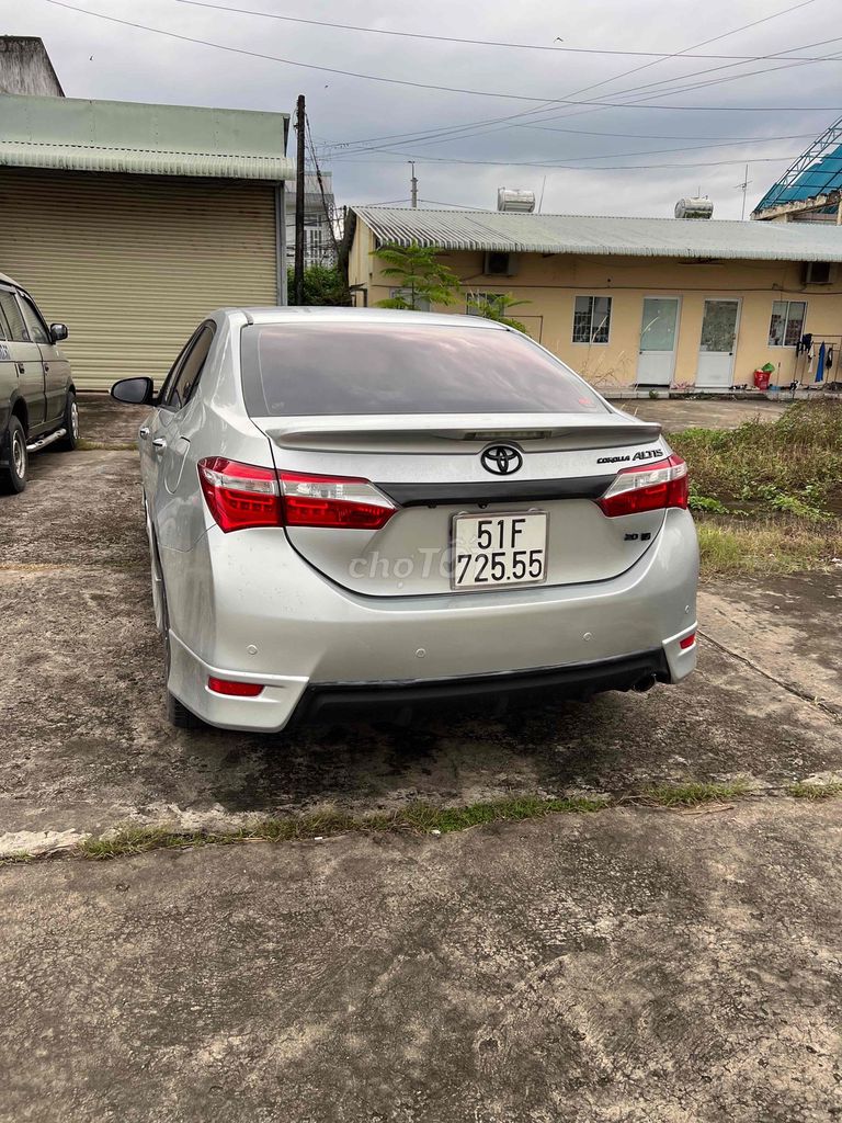 Toyota corolla atilt 2016 2.0V xe một chủ. Mua bán Ô tô tại Quận 7 Tp Hồ Chí Minh được đăng bởi Salon Ô Tô Cũ Hải Hà hình 1