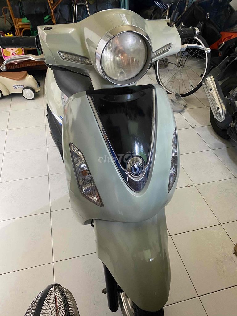 Attila Eliazabeth đời cao 2011 xe đẹp máy êm. Mua bán Xe máy tại Quận 5 Tp Hồ Chí Minh được đăng bởi JM hình 3