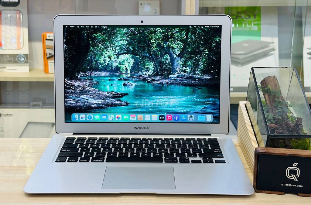 MacBook Air 13" 2017 đẹp keng sạc ít