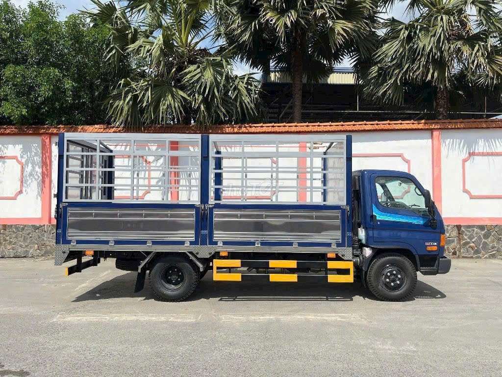 HYUNDAI W11S - THÙNG BẠT. Mua bán Xe tải, xe ben tại Huyện Châu Thành A Hậu Giang được đăng bởi Xe Tải Miền Tây Giá Tốt hình 1