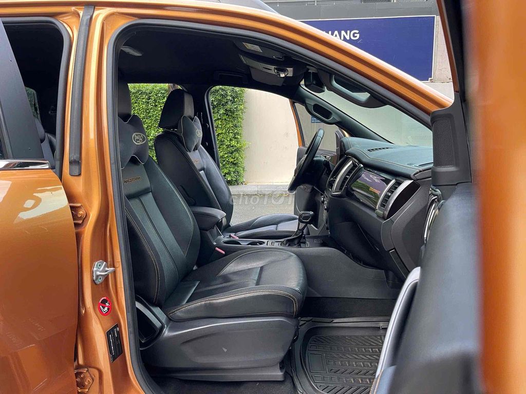 Ford Ranger 2018 Wildtrak 2.0 4x4 - 93000 km. Mua bán Ô tô tại Quận Tân Bình Tp Hồ Chí Minh được đăng bởi Sài Gòn Ford hình 9