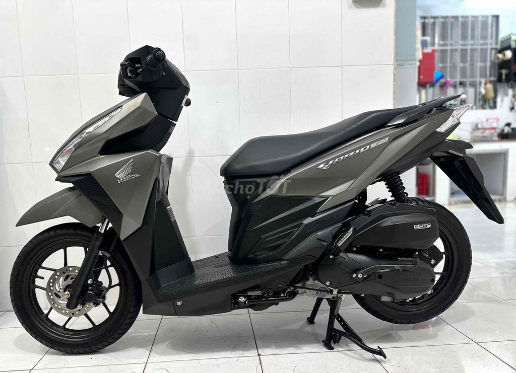 Honda Vario 150cc 2017 Vàng cát 6.xxx km. Mua bán Xe máy tại Thành phố Vũng Tàu Bà Rịa - Vũng Tàu được đăng bởi Lê Hoàng hình 3