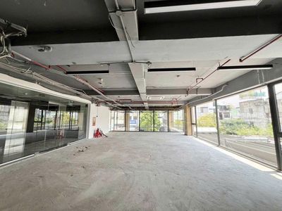 Hot, Vp 250m2 Cống Quỳnh Q1 khu Phố tây- 39tr