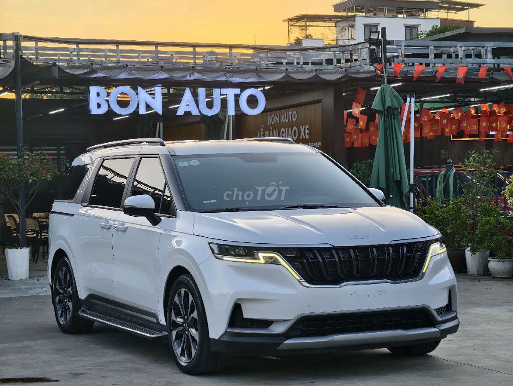 KIA CANIVAL 2022 MÁY DẦU MÀU TRẮNG LUXURY. Mua bán Ô tô tại Quận Long Biên Hà Nội được đăng bởi BON AUTO hình 2