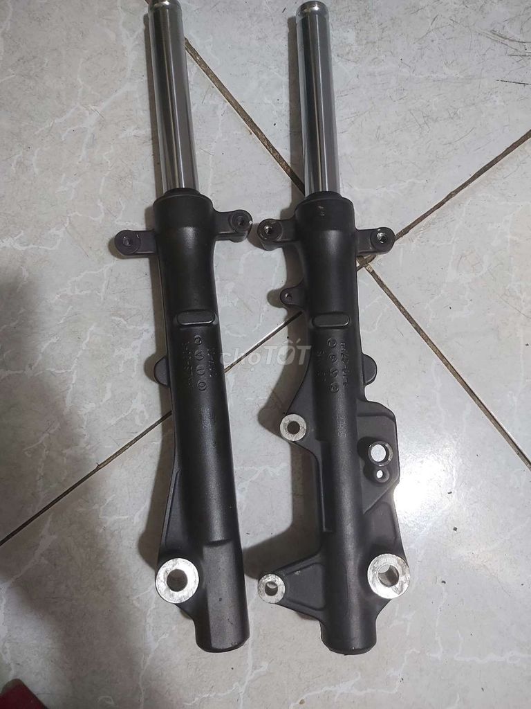 Phuộc trước Vario CLick 160. Mua bán Phụ tùng xe tại Quận 7 Tp Hồ Chí Minh được đăng bởi Can Nguyen hình 6