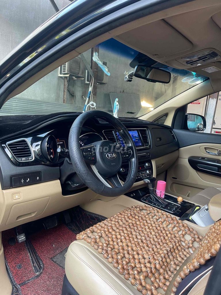 Kia Sedona 2018 2.2 DATH bản full. Mua bán Ô tô tại Thành phố Biên Hòa Đồng Nai được đăng bởi Tấn Bằng hình 9