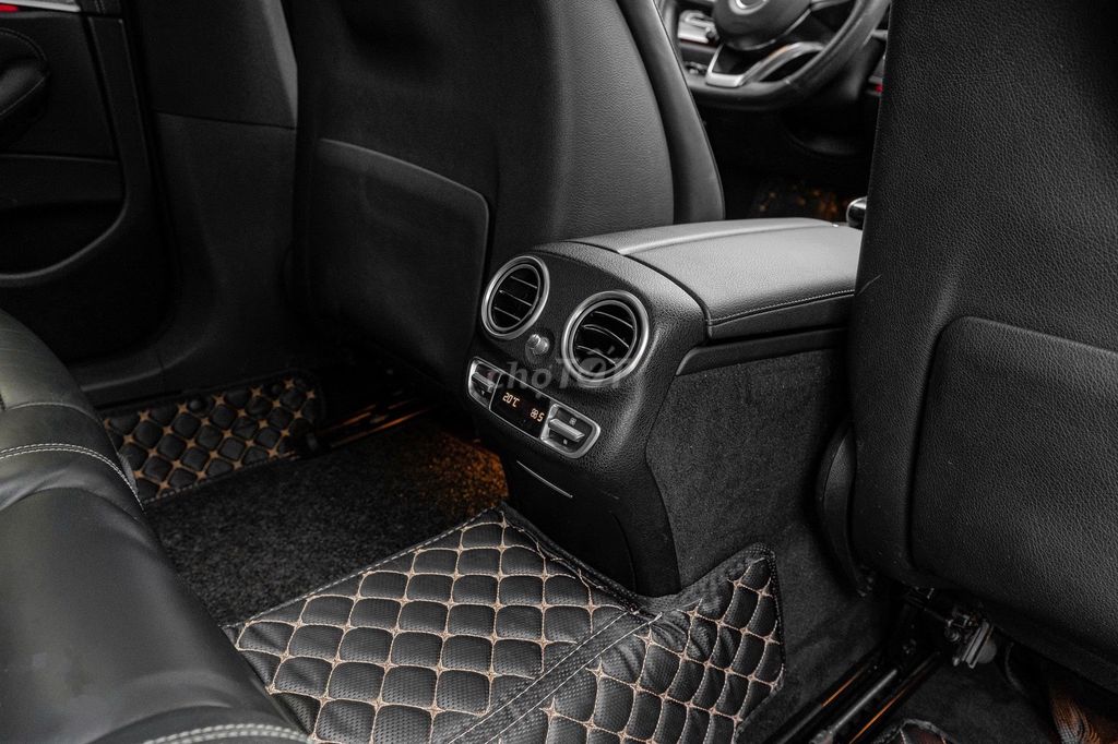 🍏E300 2016 🍏- Bank 70-80%. Mua bán Ô tô tại Quận 7 Tp Hồ Chí Minh được đăng bởi Minh Anh hình 6