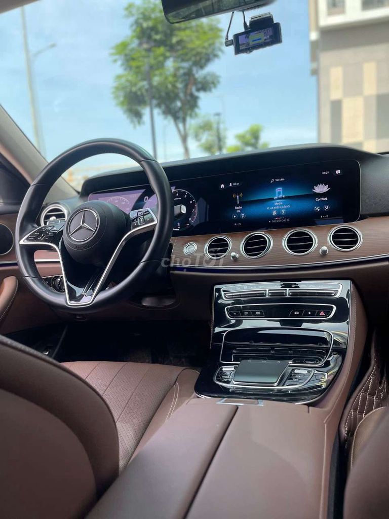 Mercedes E180 sx2021 odo- 16000 km zin. Mua bán Ô tô tại Quận Bắc Từ Liêm Hà Nội được đăng bởi Phạm Bá Hướng hình 5