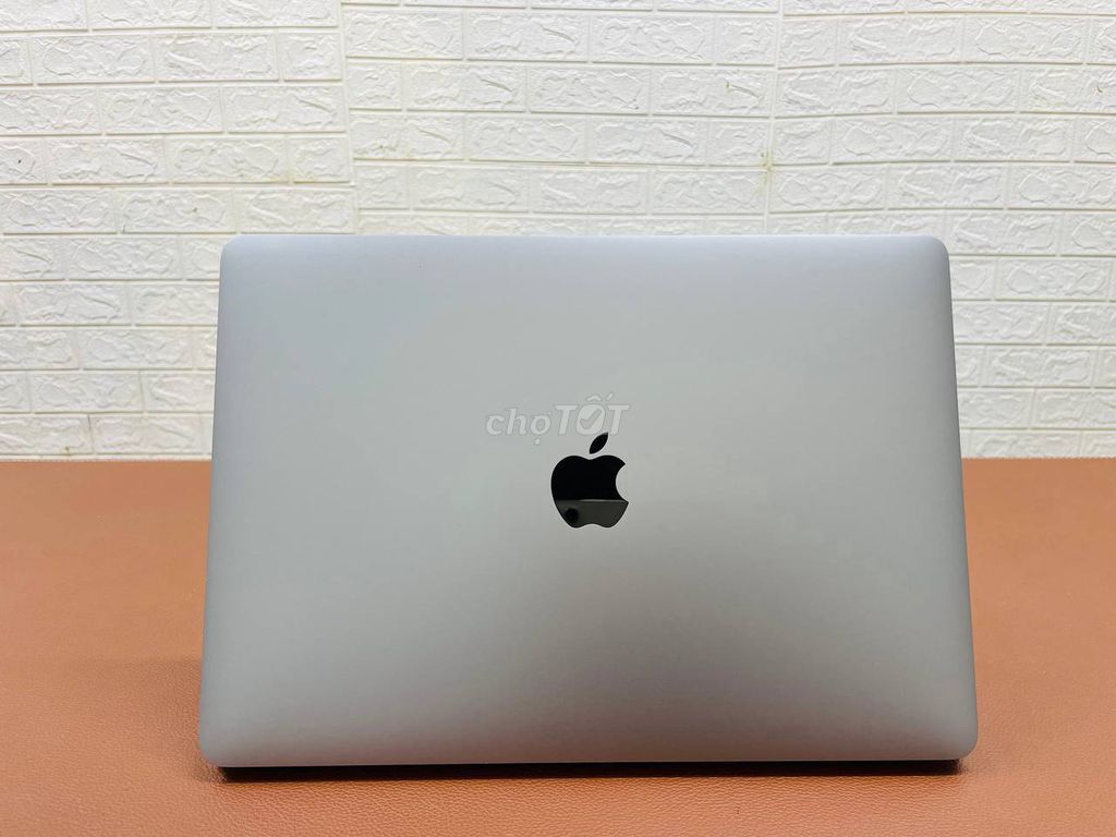 Macbook Pro 2020 13”inch i5/16/512  giá 13tr (113)