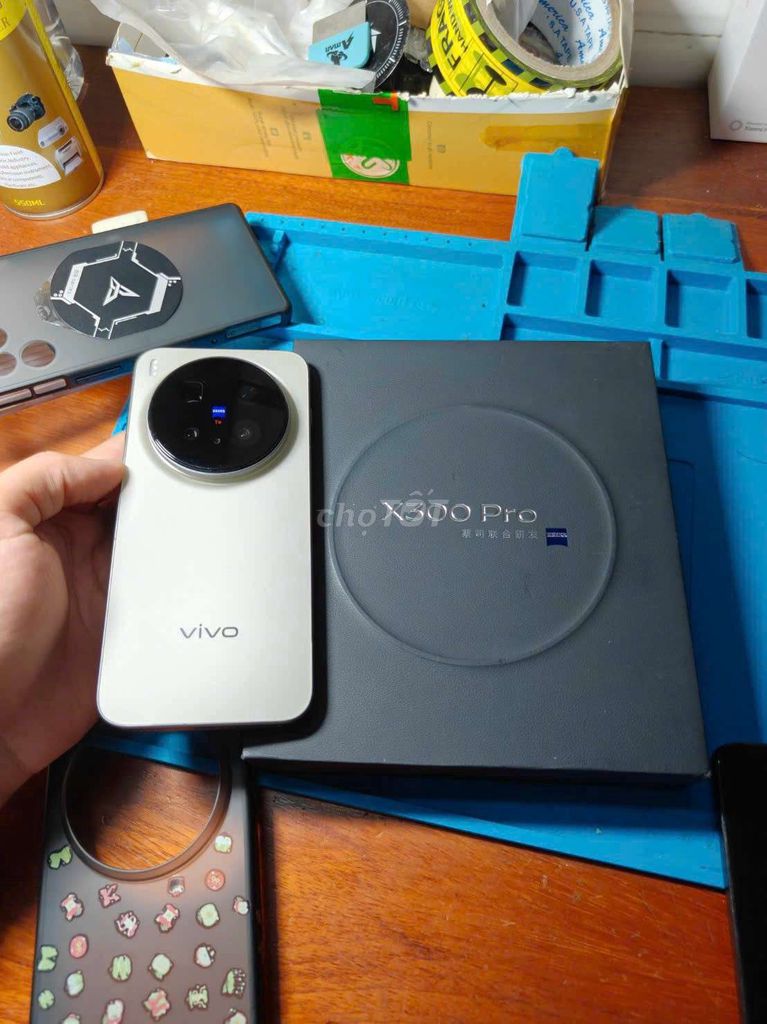 Vivo X300 Pro 256GB Trắng Đã sử dụng. Mua bán Điện thoại tại Thị xã Tân Uyên Bình Dương được đăng bởi khánh mobile hình 1