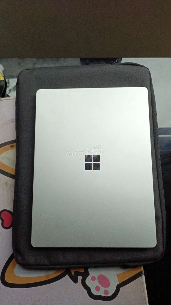 Microsoft Surface Laptop Go Bạc. Mua bán Laptop tại Huyện Đông Anh Hà Nội được đăng bởi Nguyễn Hưng hình 1