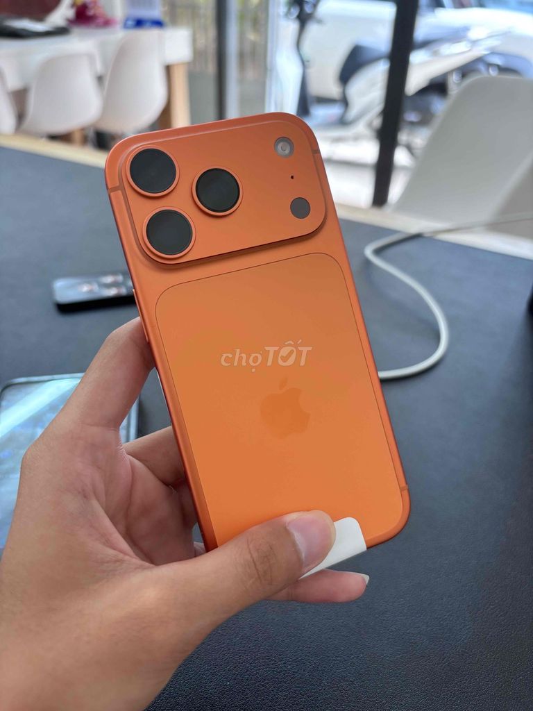 Apple iPhone 17 Pro Lock 256GB Cam 2 sim. Mua bán Điện thoại tại Quận Ninh Kiều Cần Thơ được đăng bởi Quách Thanh Di hình 1