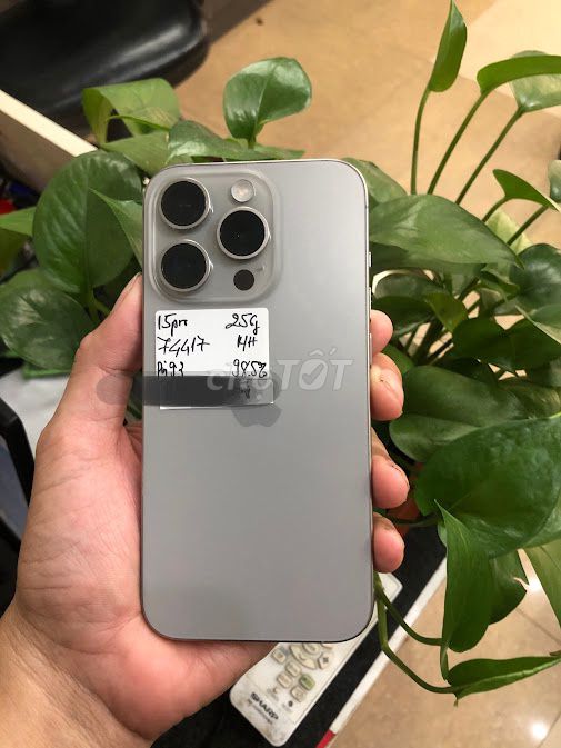 Apple iPhone 15 Pro 128 256 Trắng Đen Nat 99%. Mua bán Điện thoại tại Quận Tân Bình Tp Hồ Chí Minh được đăng bởi Mạnh Mobile hình 1