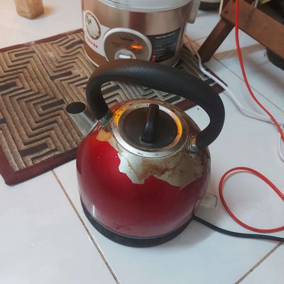 Bình đun siêu tốc còn oke. Mua bán Bếp, lò, đồ điện nhà bếp tại Quận Ninh Kiều Cần Thơ được đăng bởi châu