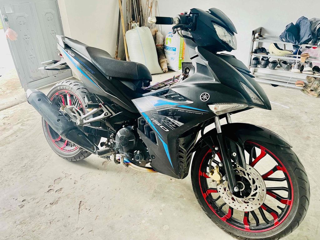 xe đẹp máy zin khoá 2 chia cả chip theo xe. Mua bán Xe máy tại Huyện Yên Khánh Ninh Bình được đăng bởi Hà Minh Tuyền hình 1