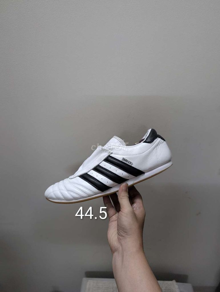 Giày Adidas Taekwondo Nam Đen trắng .. Mua bán Giày dép tại Quận 12 Tp Hồ Chí Minh được đăng bởi Giay2hand87 hình 1