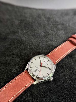 Đồng hồ Tissot Pr100 pw80 phiên bản kỉ niệm. Mua bán Đồng hồ tại Quận 8 Tp Hồ Chí Minh được đăng bởi Kết bạn zalo xem thêm mẫu