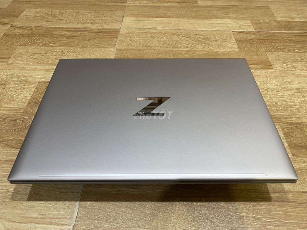 HP Zbook Firefly 16 i7 1265U/32/1TB 15'6 FHD Touch