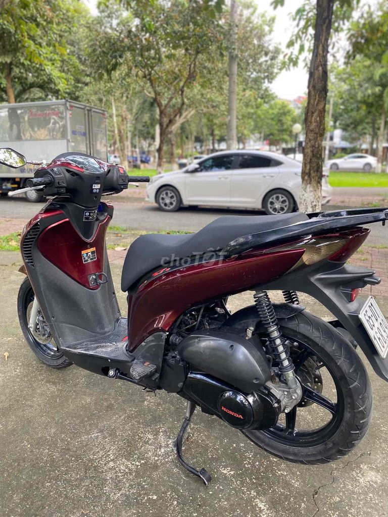 SH 150 2013 Up Ý, biển 65 dễ nhìn, chính chủ. Mua bán Xe máy tại Quận Ninh Kiều Cần Thơ được đăng bởi Phúc Sport hình 5