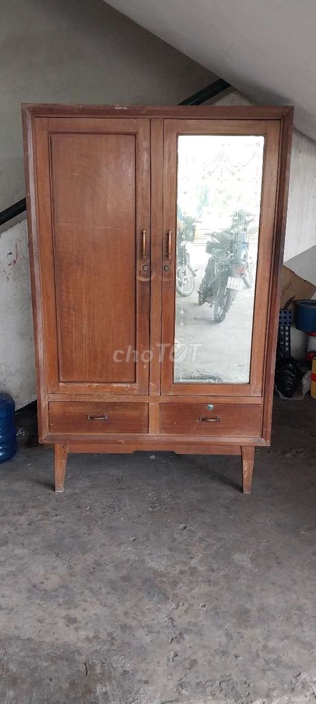 Tủ quần áo gỗ xưa gõ + hương đẹp mới như hình. Mua bán Tủ, kệ gia đình tại Huyện Bình Chánh Tp Hồ Chí Minh được đăng bởi Trần Đạt Phát hình 1